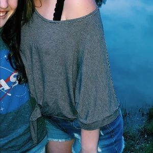 b&w striped baggy shirt w tie